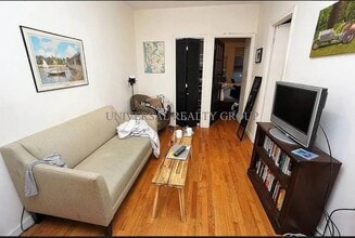Building Photo - 261 Broome St