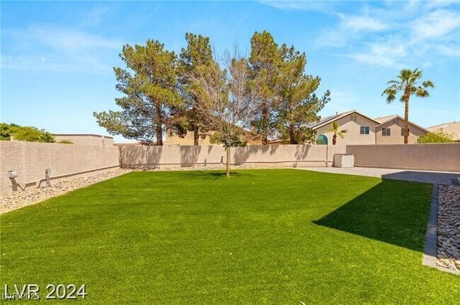 Foto del edificio - 3916 Varallo St