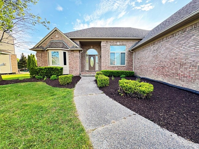 Building Photo - 50247 Cheltenham Dr