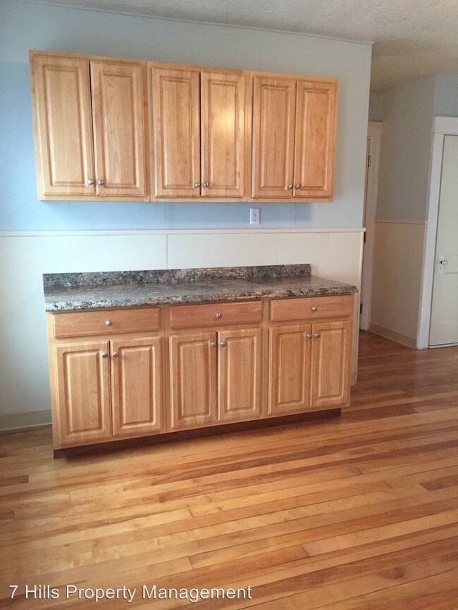 Building Photo - 2 br, 1 bath Apartment - 638 Grafton Street