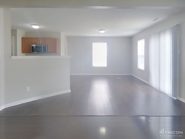 Foto del edificio - 9141 Bainbridge Dr