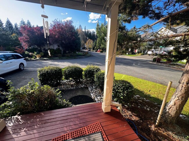 Foto del edificio - Great Corner Home in Popular Redmond Neigh...