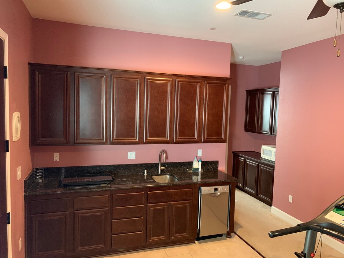 Primary Photo - 2270 Valentano Dr