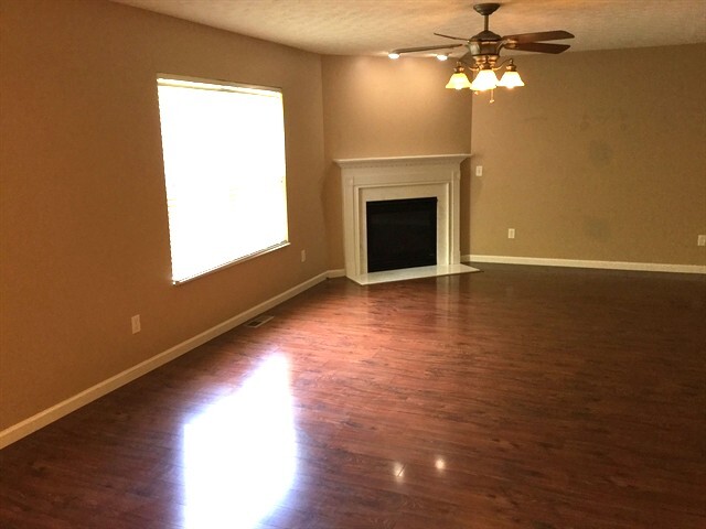Building Photo - 3035 Mugavin Ct
