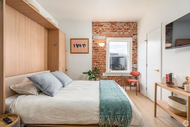 Building Photo - The Arts