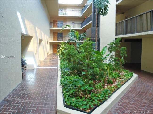 Foto del edificio - 6666 SW 115th Ct