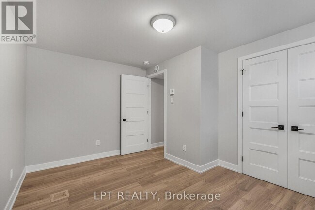 Building Photo - 978 Katia St.