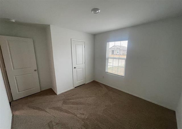 Foto del edificio - 5807 Grindstone Dr