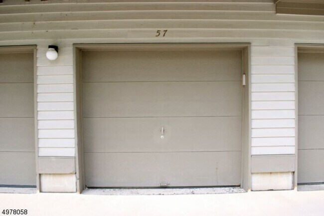 Building Photo - 57 Sam Bonnell Dr