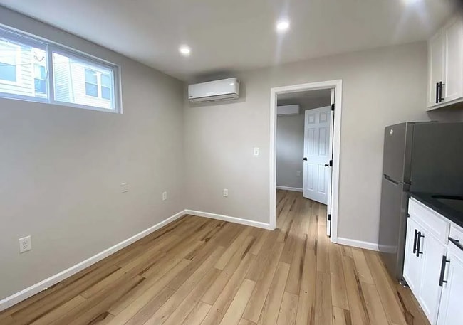 Building Photo - 243 E Fayette St