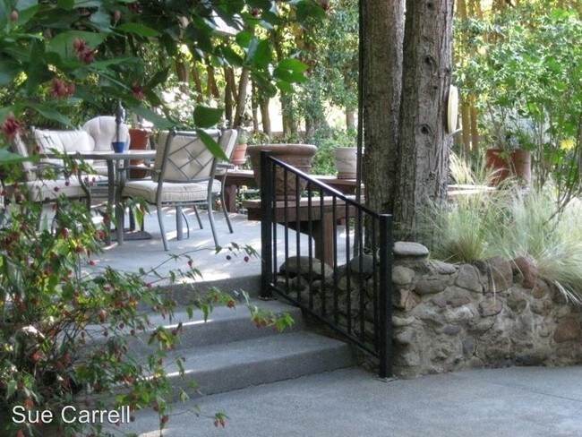 Building Photo - 15333 Chalk Hill Rd