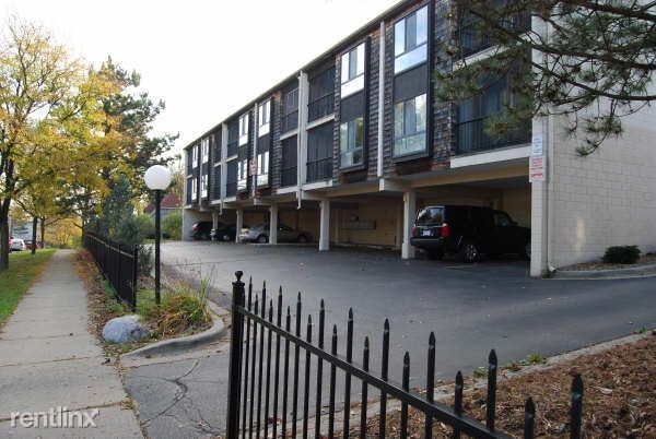 Building Photo - 125 W Hoover Ave