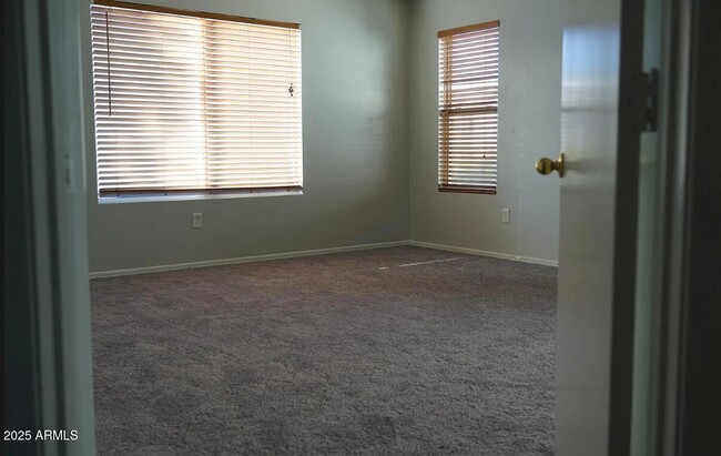 Foto del edificio - 1464 S Heron Ln