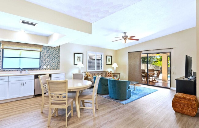 Foto del edificio - 663 106th Ave N