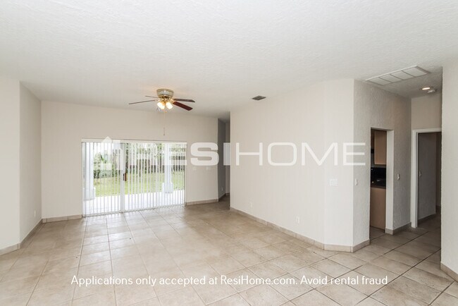 Building Photo - 730 Antilles Rd