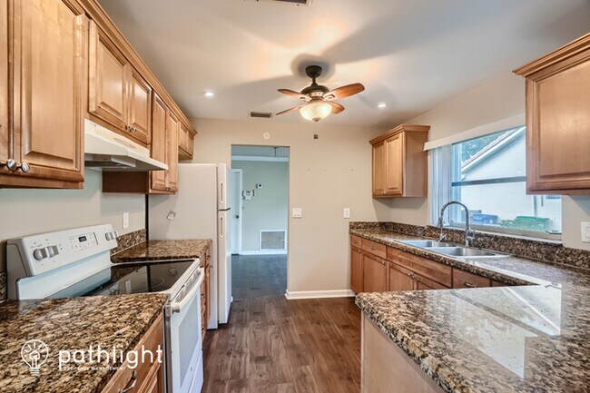 Foto del edificio - 7823 Northwest 40th Street