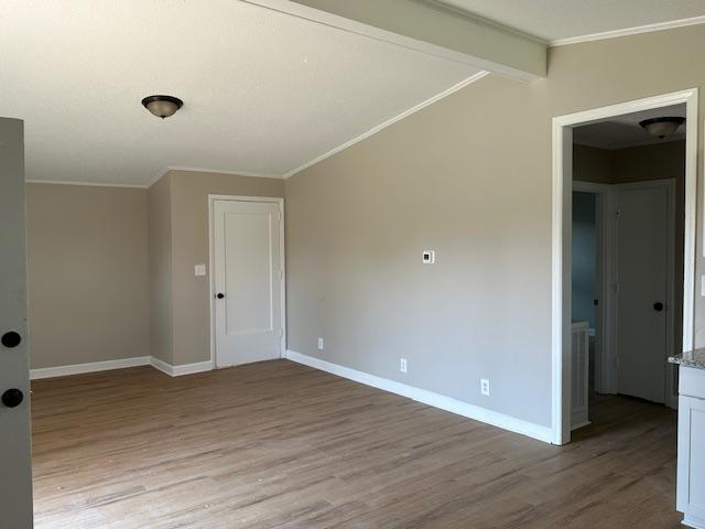 Foto del edificio - 501 Saunders Pl