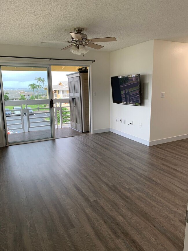 Foto del edificio - Kulana Knolls 3 Bed 2 Bath 2 assigned parking