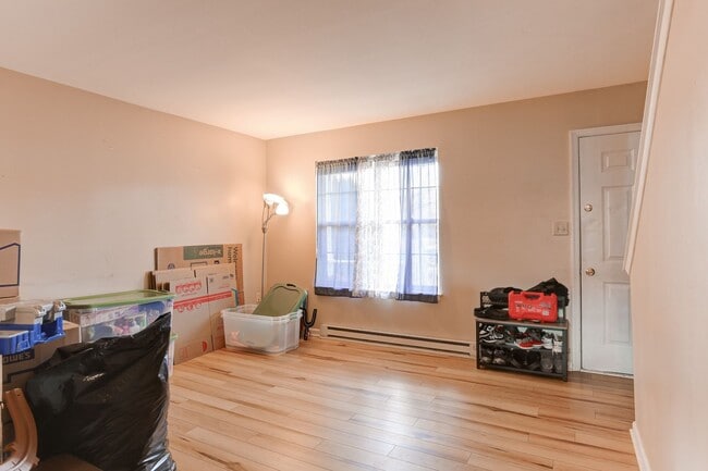 Foto del edificio - Three bedroom, one bathroom home in Dover