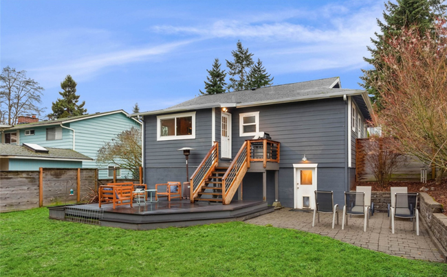 Foto del edificio - 3 bed 2 bath West Seattle Beauty