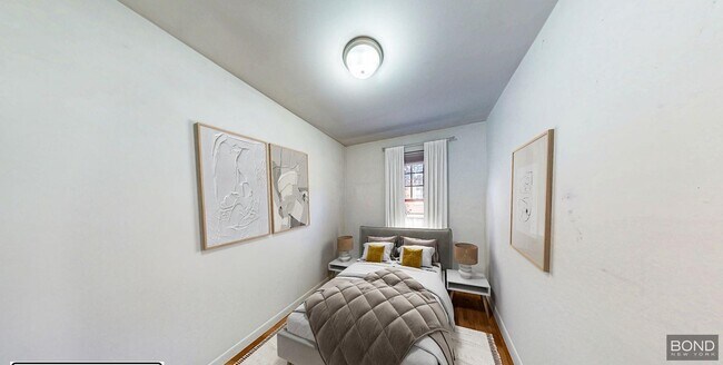 Foto del edificio - 240 Waverly Pl