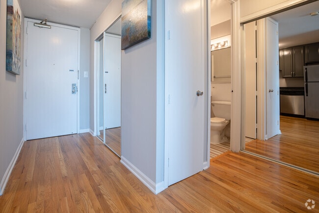 JR 1BR, 1BA - 550SF - Covington - 4600 N Clarendon Ave