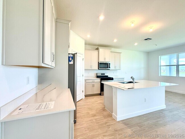Foto del edificio - 14500 SW Urbane Wy