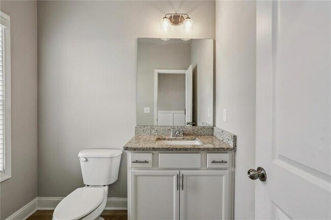 Foto del edificio - 2099 Easterwood Ct.