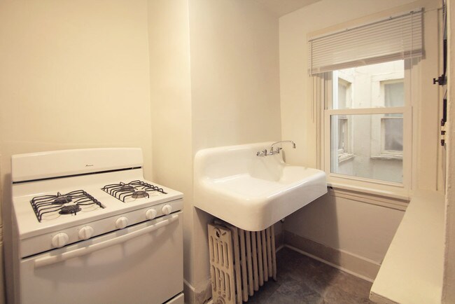 Photo - 607 Mifflin Ave Apartments