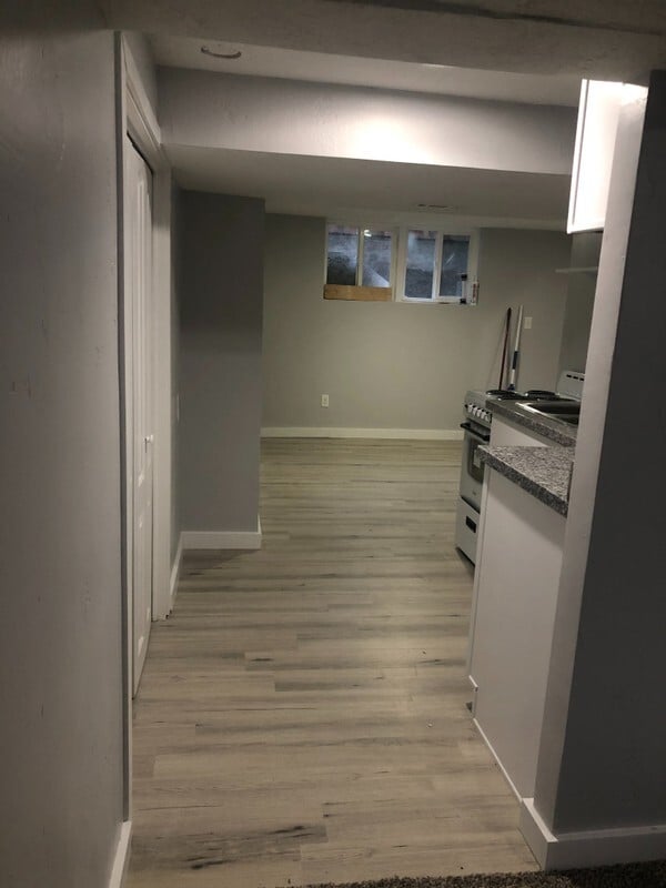 Building Photo - 290 500 S