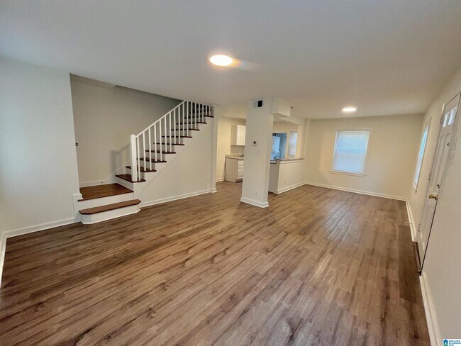 Foto del edificio - 1711 Valley Ave