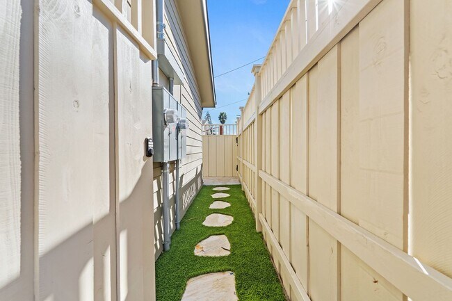 Foto del edificio - 4787 Panorama Dr