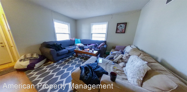 Foto del edificio - 6 br, 3 bath House - 805 Thurston St
