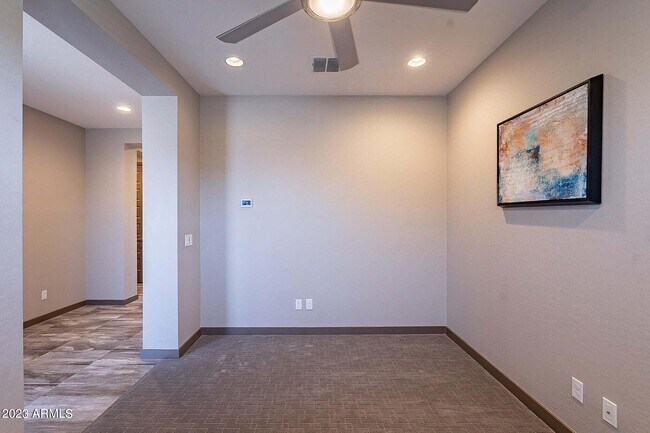 Building Photo - 3731 E Perkinsville St