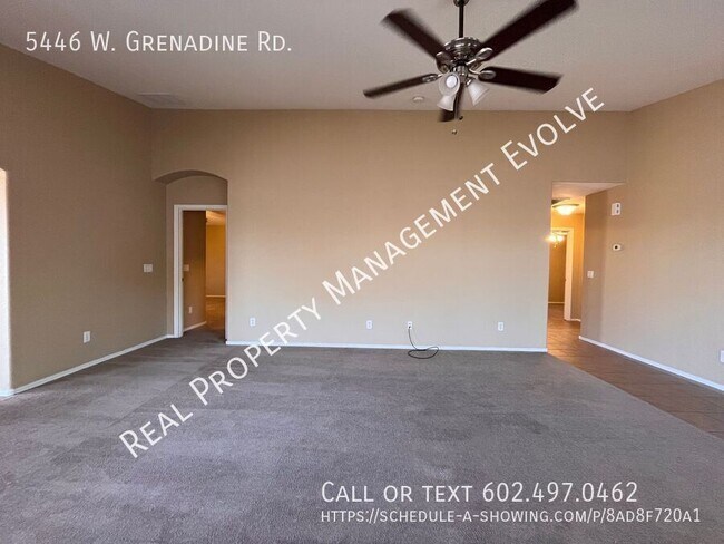 Foto del edificio - Nice Laveen Home