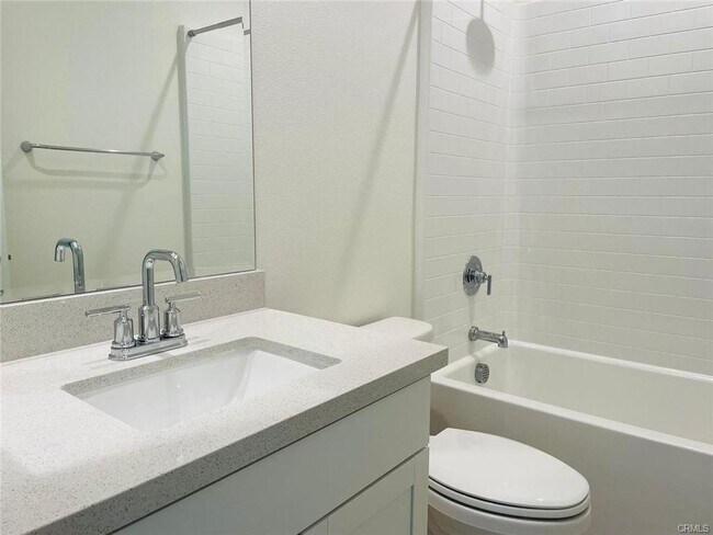 Building Photo - 800 Oakmont, Lake Forest, CA 92610 - 3 BR ...