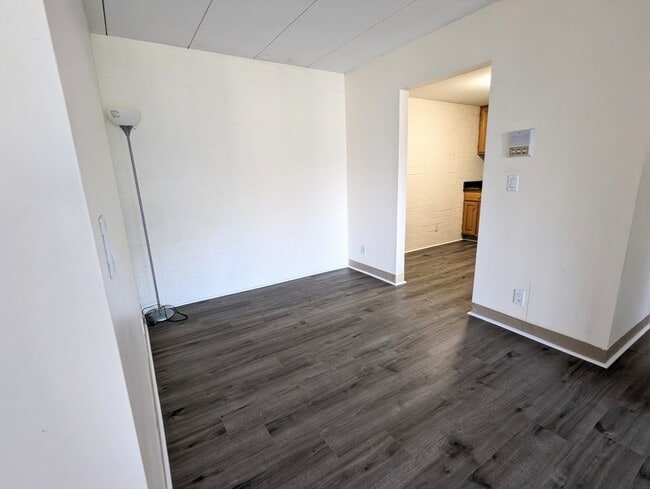 Building Photo - 175 Quincy Shore Dr