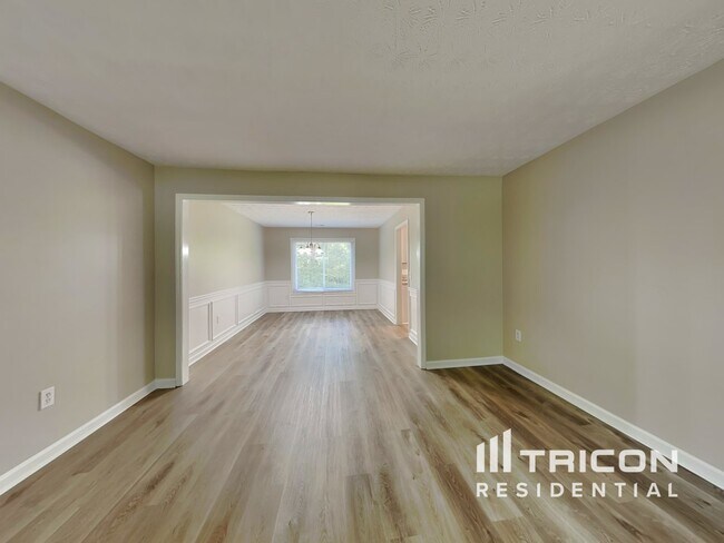Foto del edificio - 703 Morgans Ridge Dr