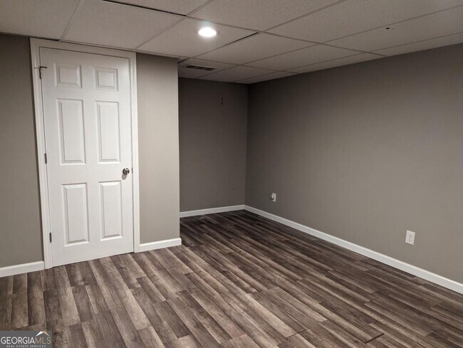 Foto del edificio - 4188 Azalea Ct