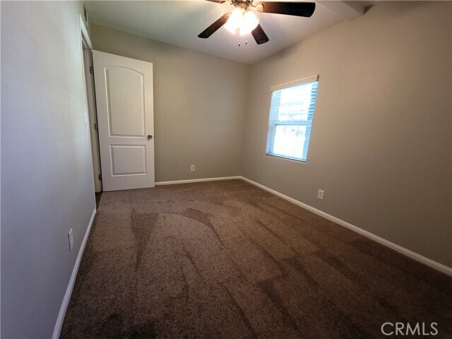 Building Photo - 2402 Rockefeller Ln