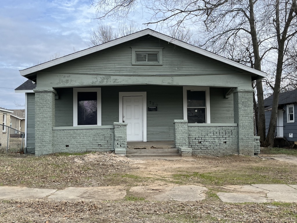 Primary Photo - 720 N 7th St
