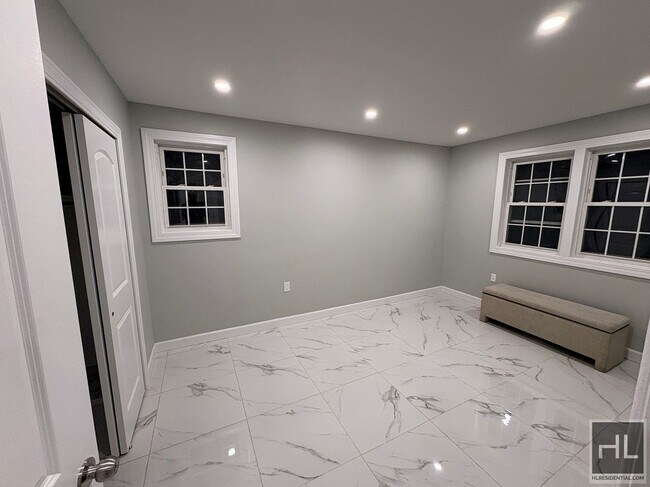 Foto del edificio - SCHURZ AVENUE, BRONX