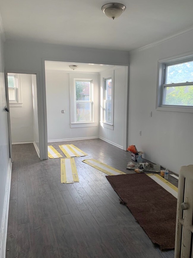 349 Victory Blvd, Staten Island, NY 10301 House Rental in Staten Island, NY