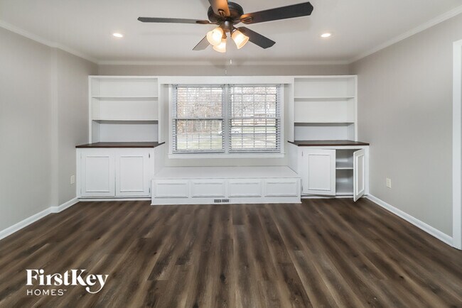 Foto del edificio - 639 Heatherly Rd