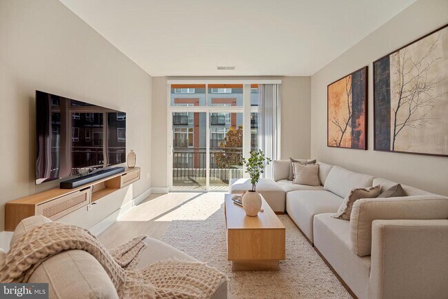 Foto del edificio - 145 Riverhaven Dr