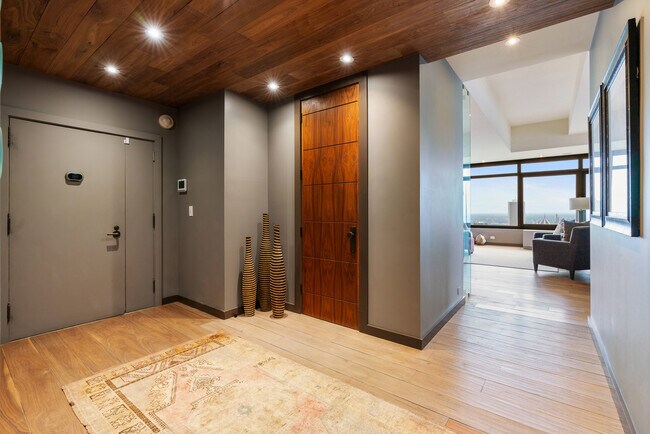 Foto del edificio - 175 E Delaware Pl