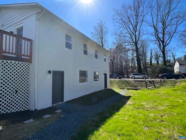 Foto del edificio - 1307 King St