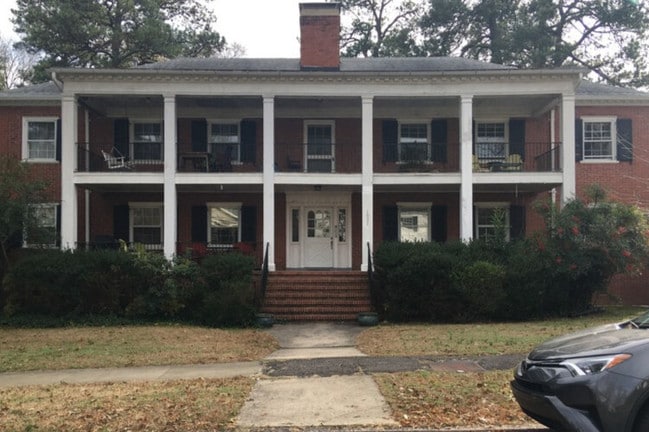 Front yard view - 1021 Minerva Ave