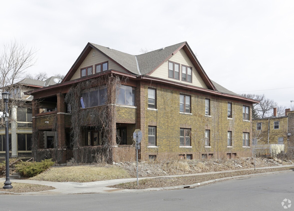 Primary Photo - 2451 Aldrich Ave S