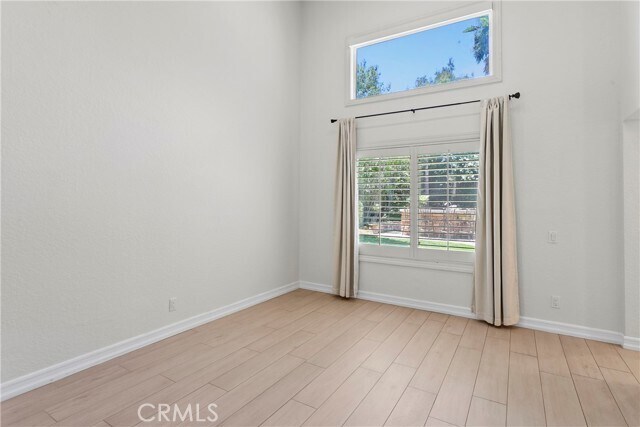 Building Photo - 28501 El Sur